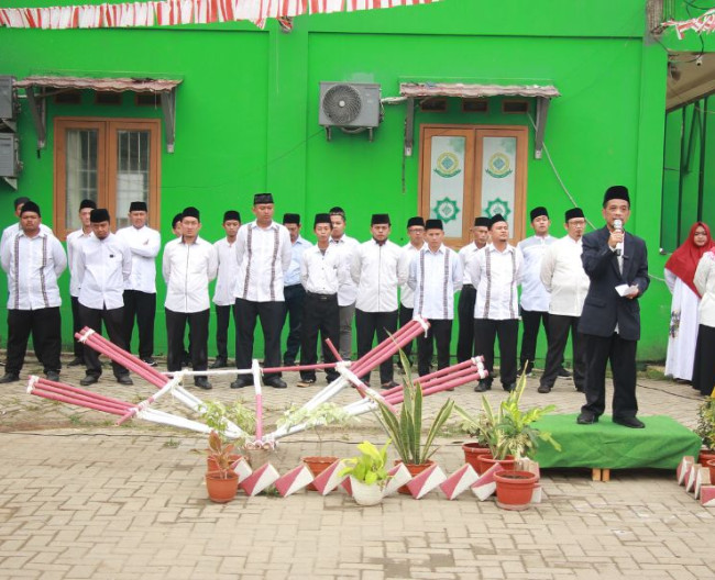 Kegiatan Upacara Bendera
