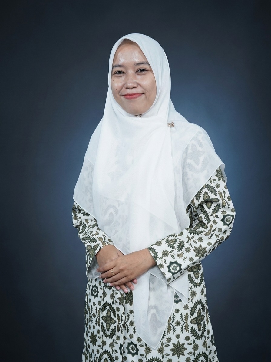 Laili Ma'rifatul Azizah S. Pd.